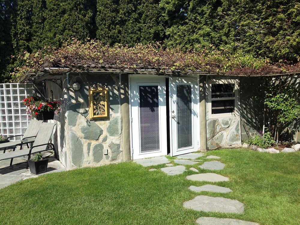 The Stone Hedge Bed And Breakfast ริชมอนด์ ภายนอก รูปภาพ