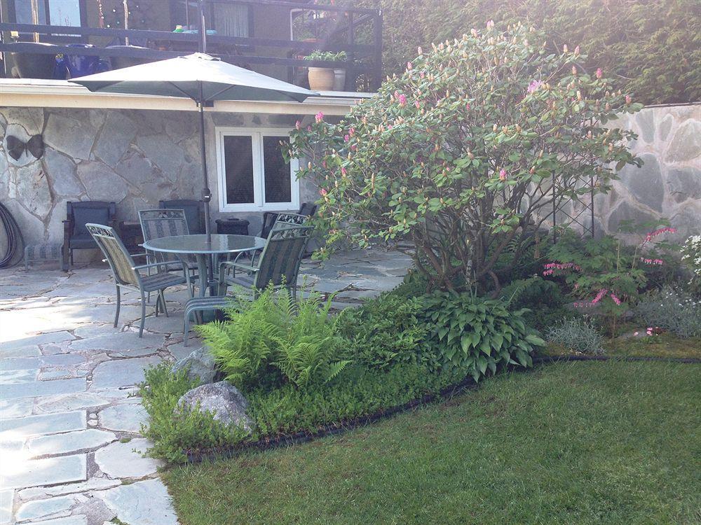 The Stone Hedge Bed And Breakfast ริชมอนด์ ภายนอก รูปภาพ