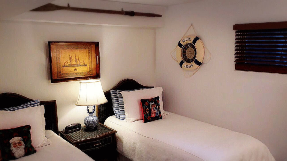 The Stone Hedge Bed And Breakfast ริชมอนด์ ภายนอก รูปภาพ