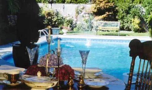 The Stone Hedge Bed And Breakfast ริชมอนด์ ภายนอก รูปภาพ